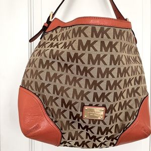 Michael kors logo bag
